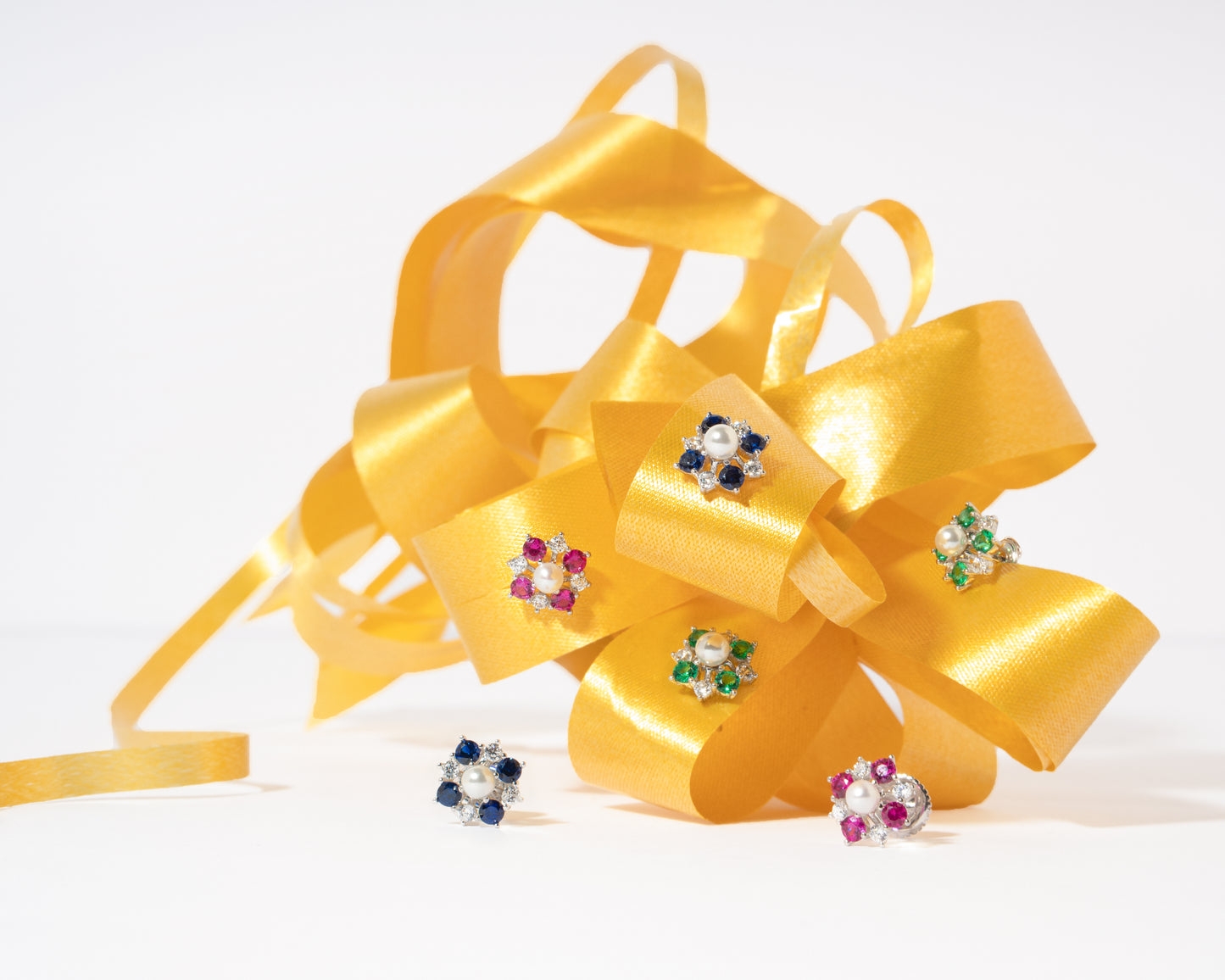 Navy Blue Cluster Pearl Studs