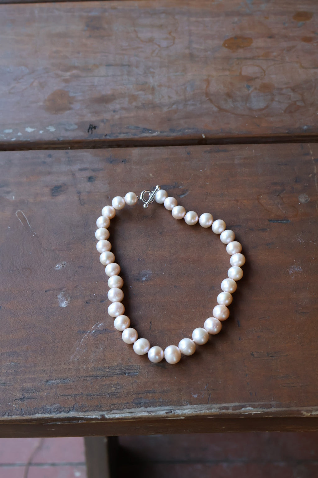 Pink chunky pearl choker