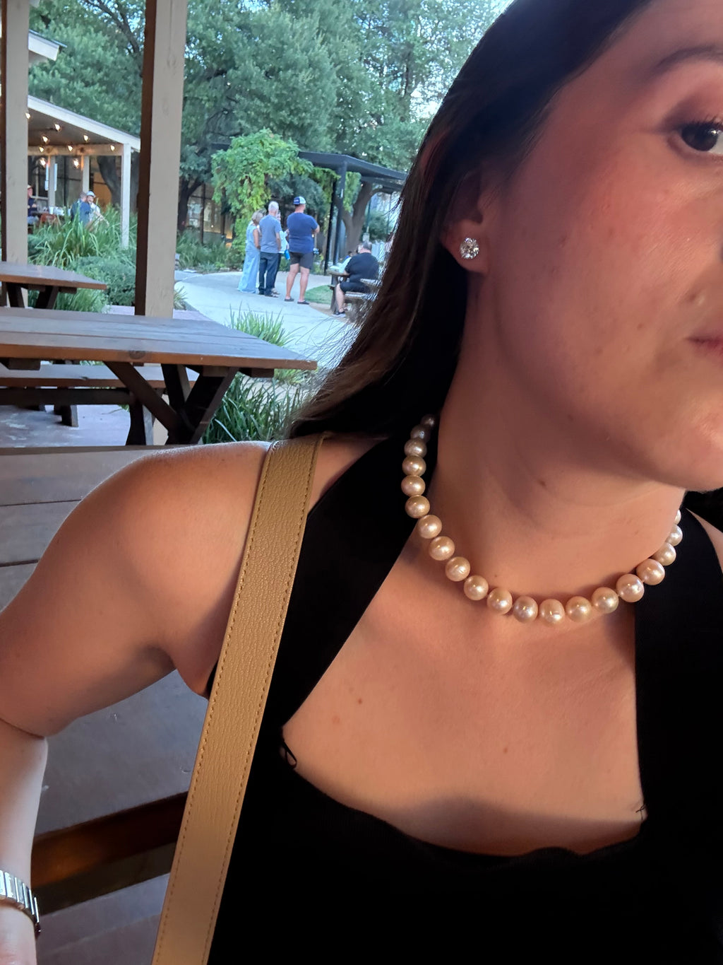 Pink chunky pearl choker