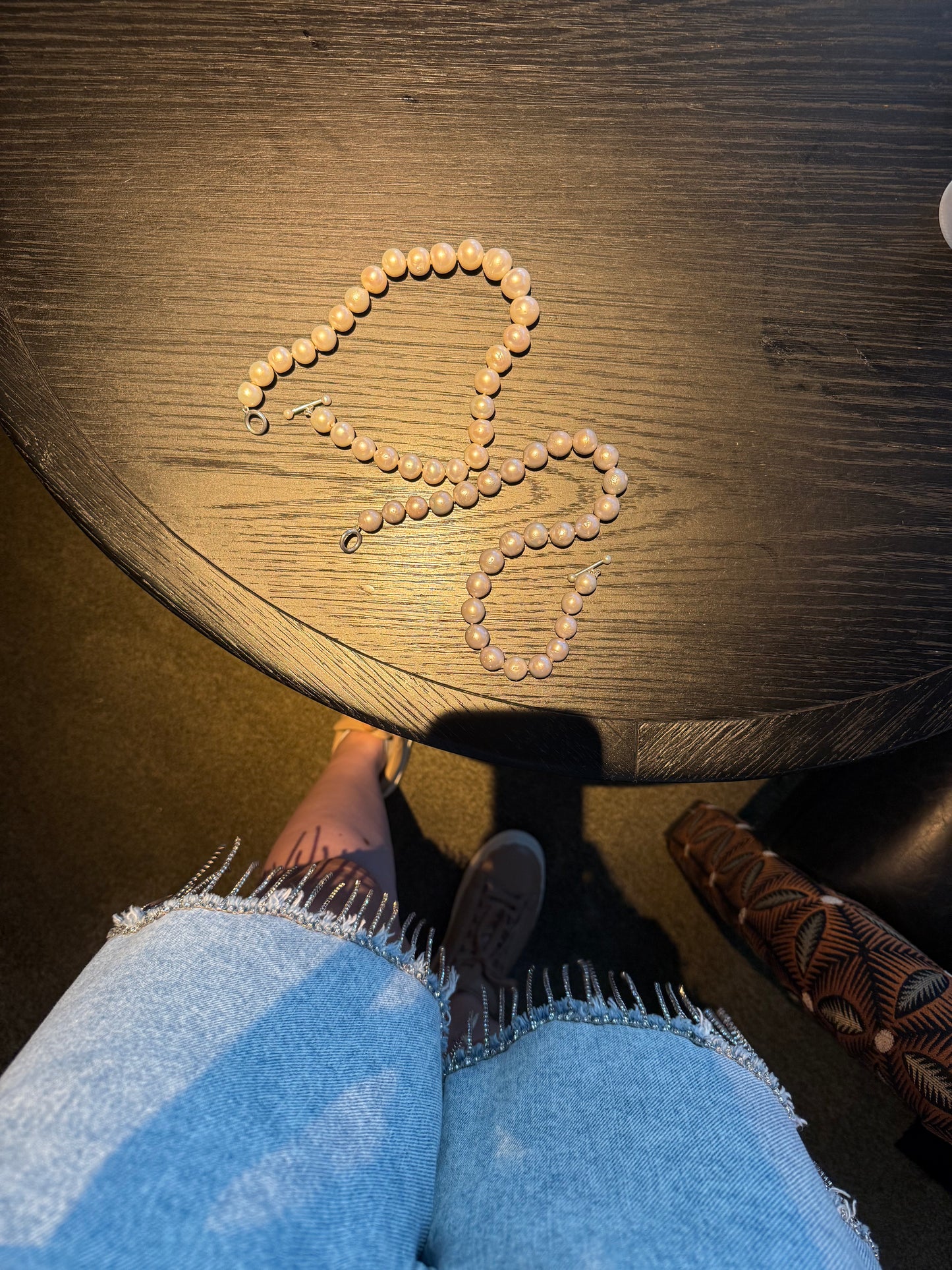 White chunky pearl choker