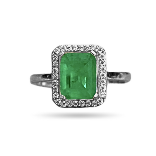 Green squared halo ring