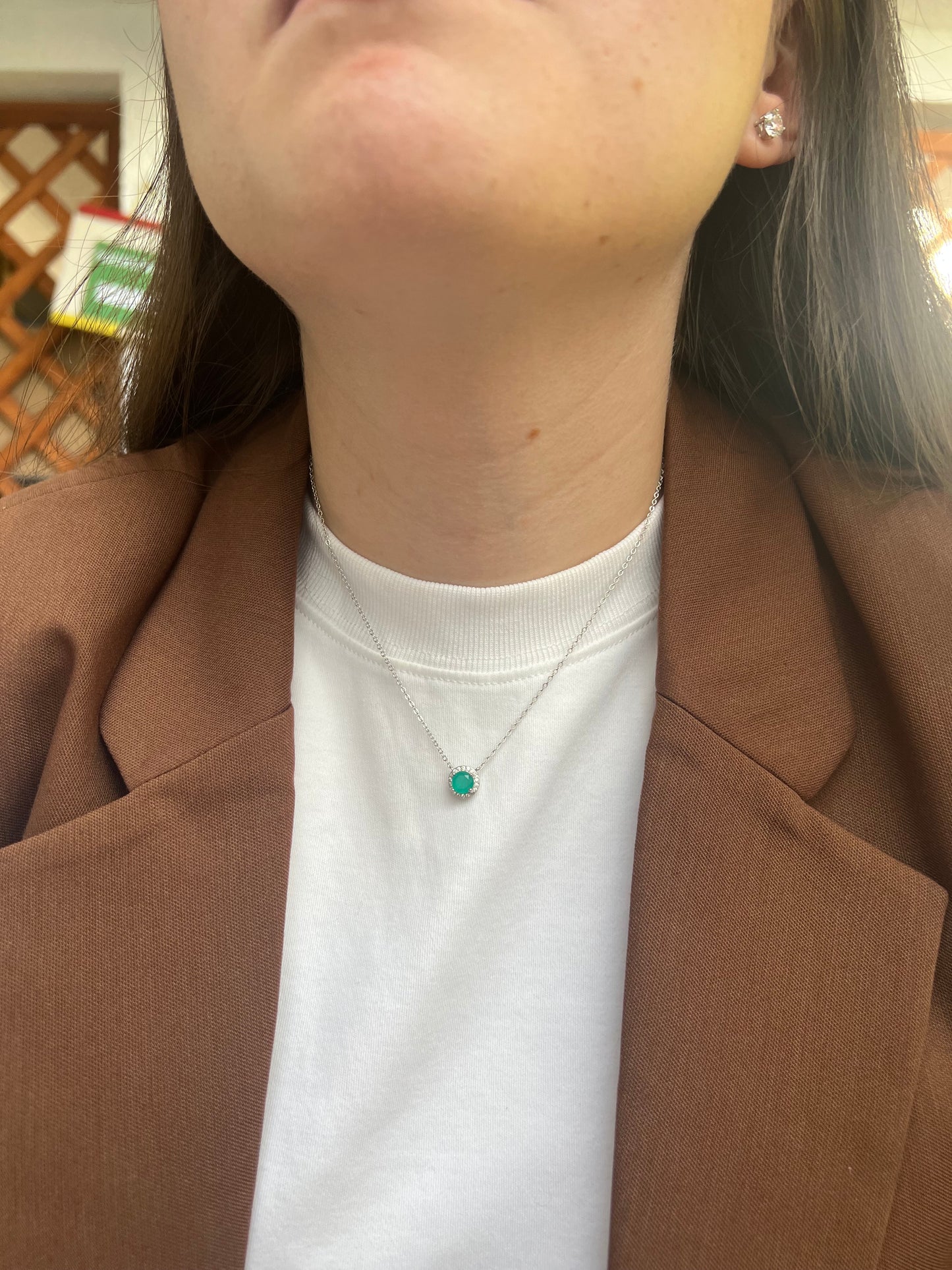 Green round halo necklace