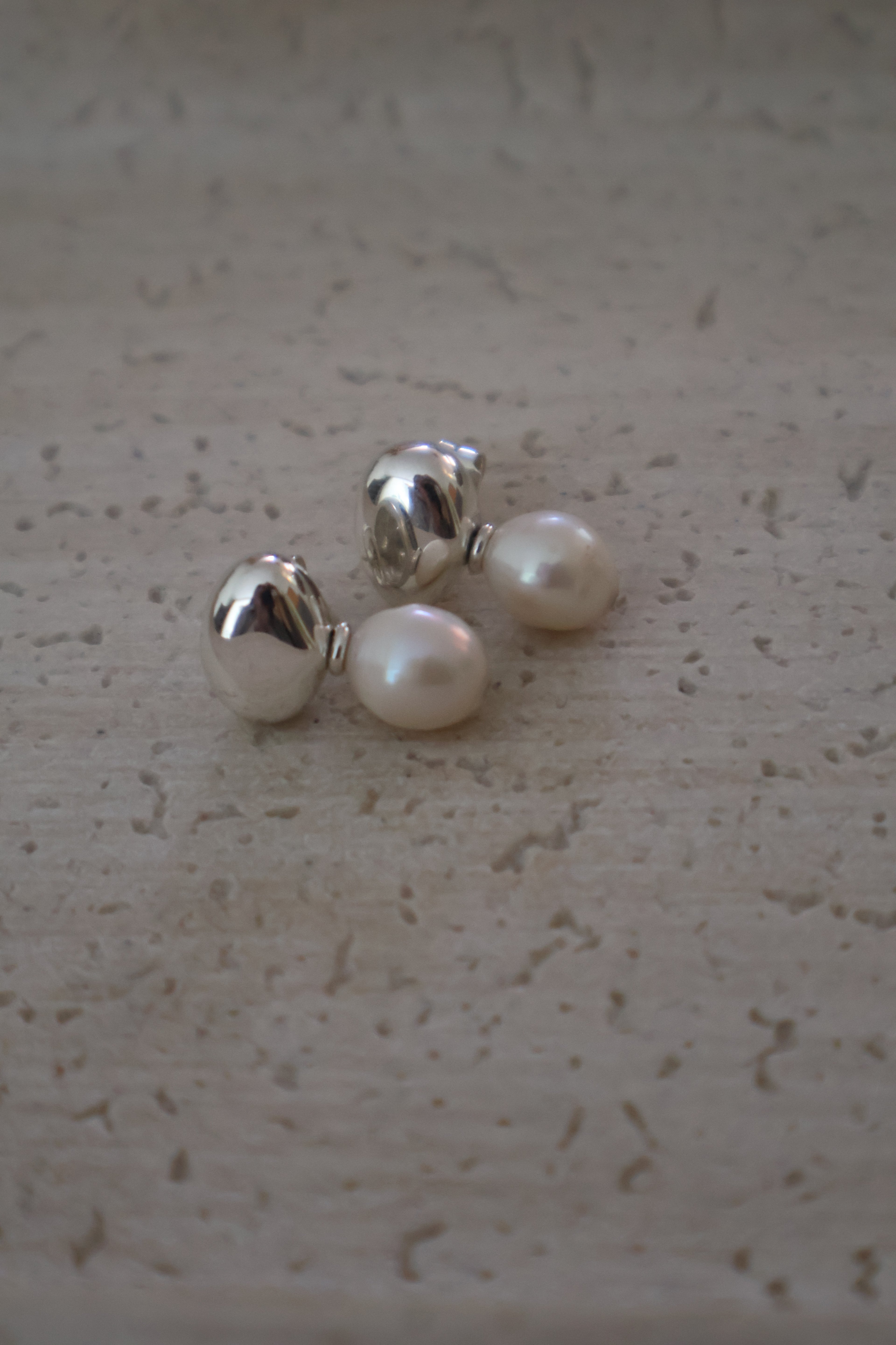 Chunky Pearl Earrings