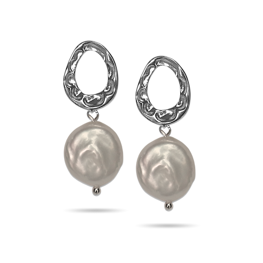 Oval wrinkle chunk pearl earring