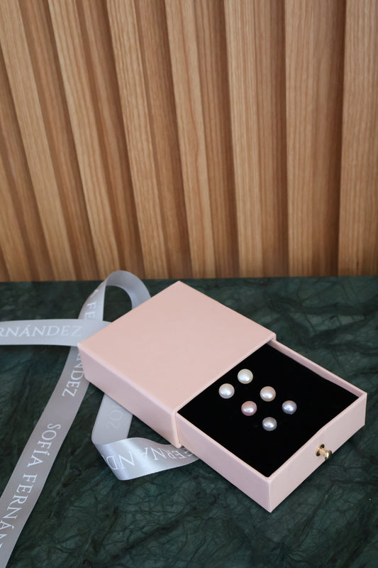 Pearl box
