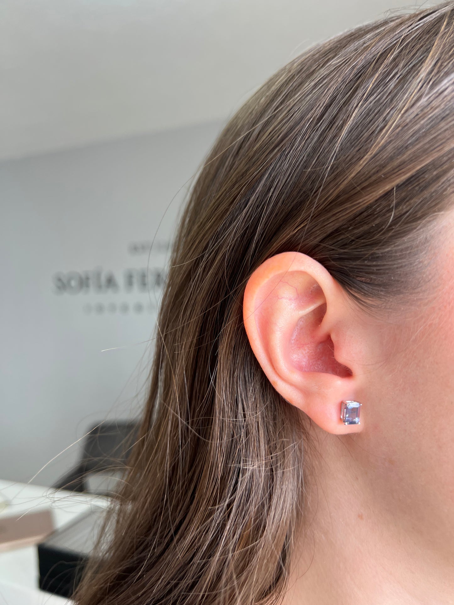 Iolite studs