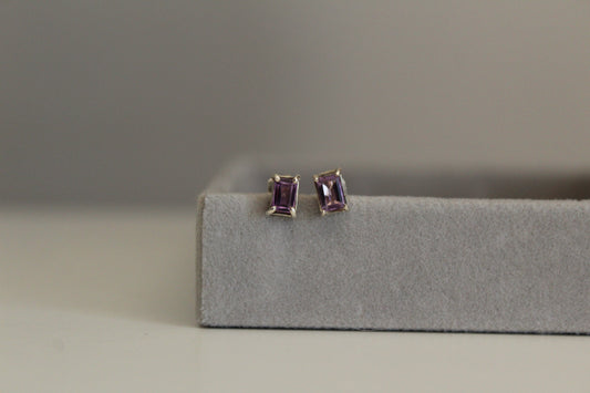 Amethyst studs