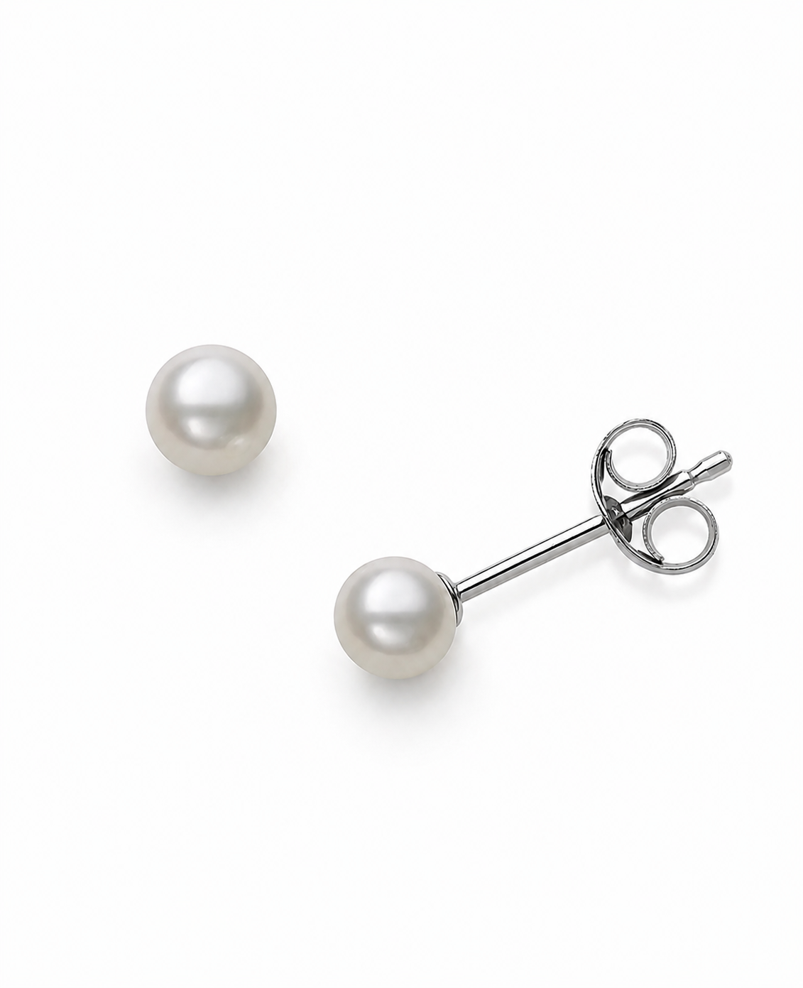 Small Button Pearl Studs