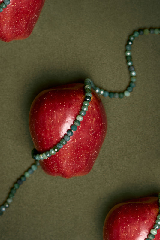 Green agatha choker