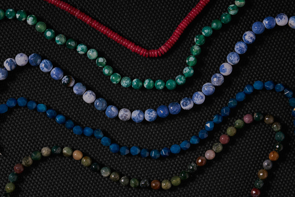 Blue and white ágatha choker