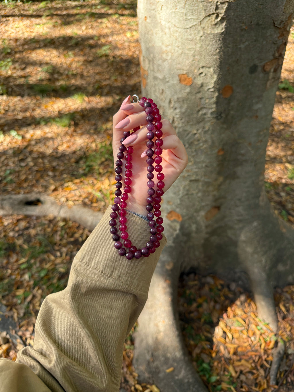 Grape wine agatha choker