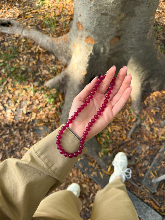 Buduoir red agatha choker