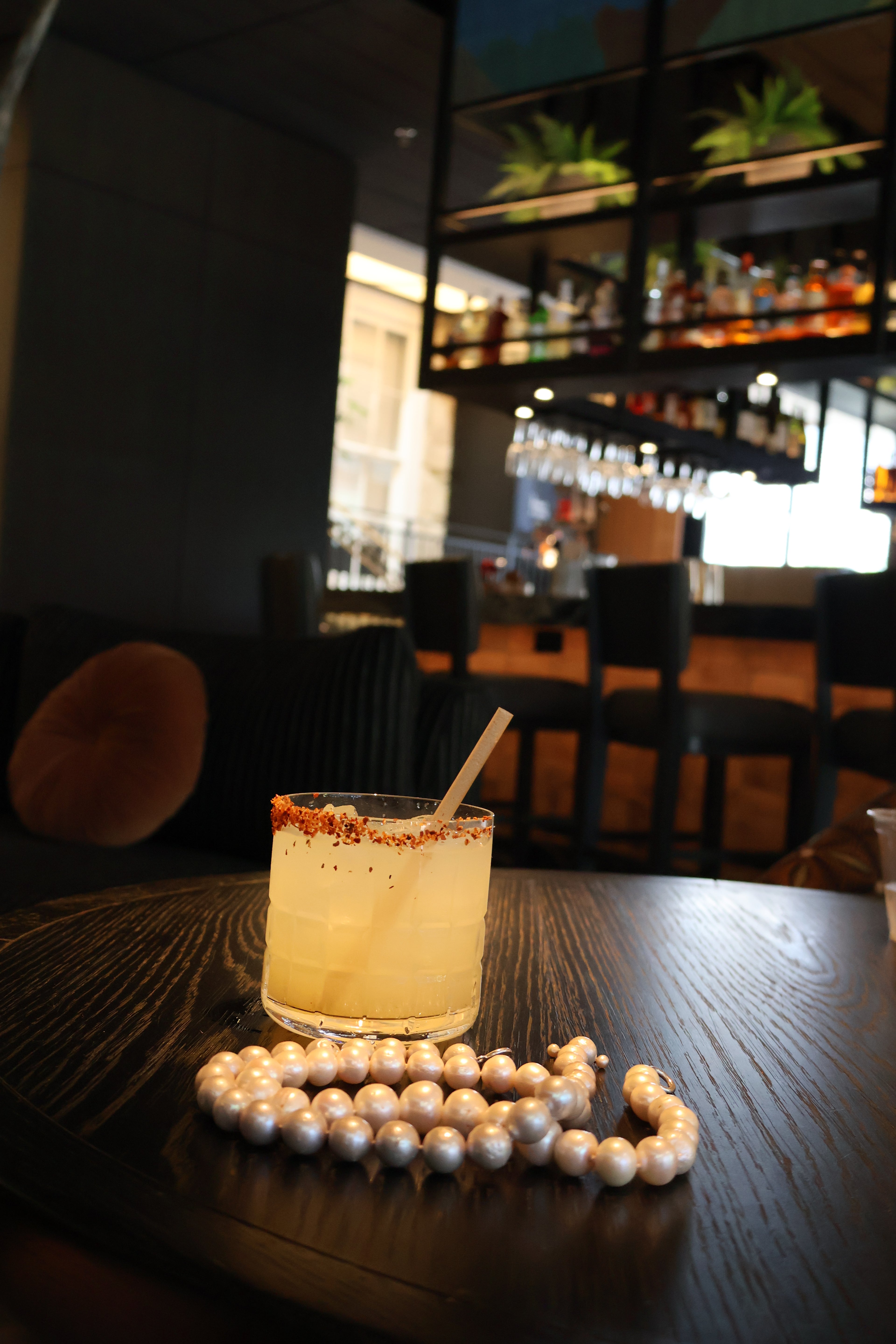 Grey chunky pearl choker