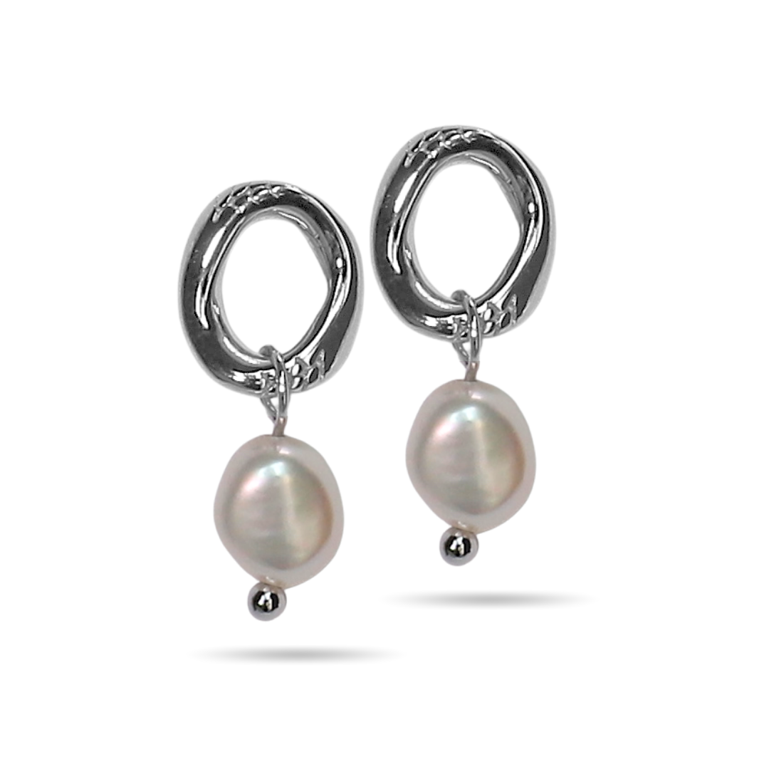 Small oval chunk pearl earring