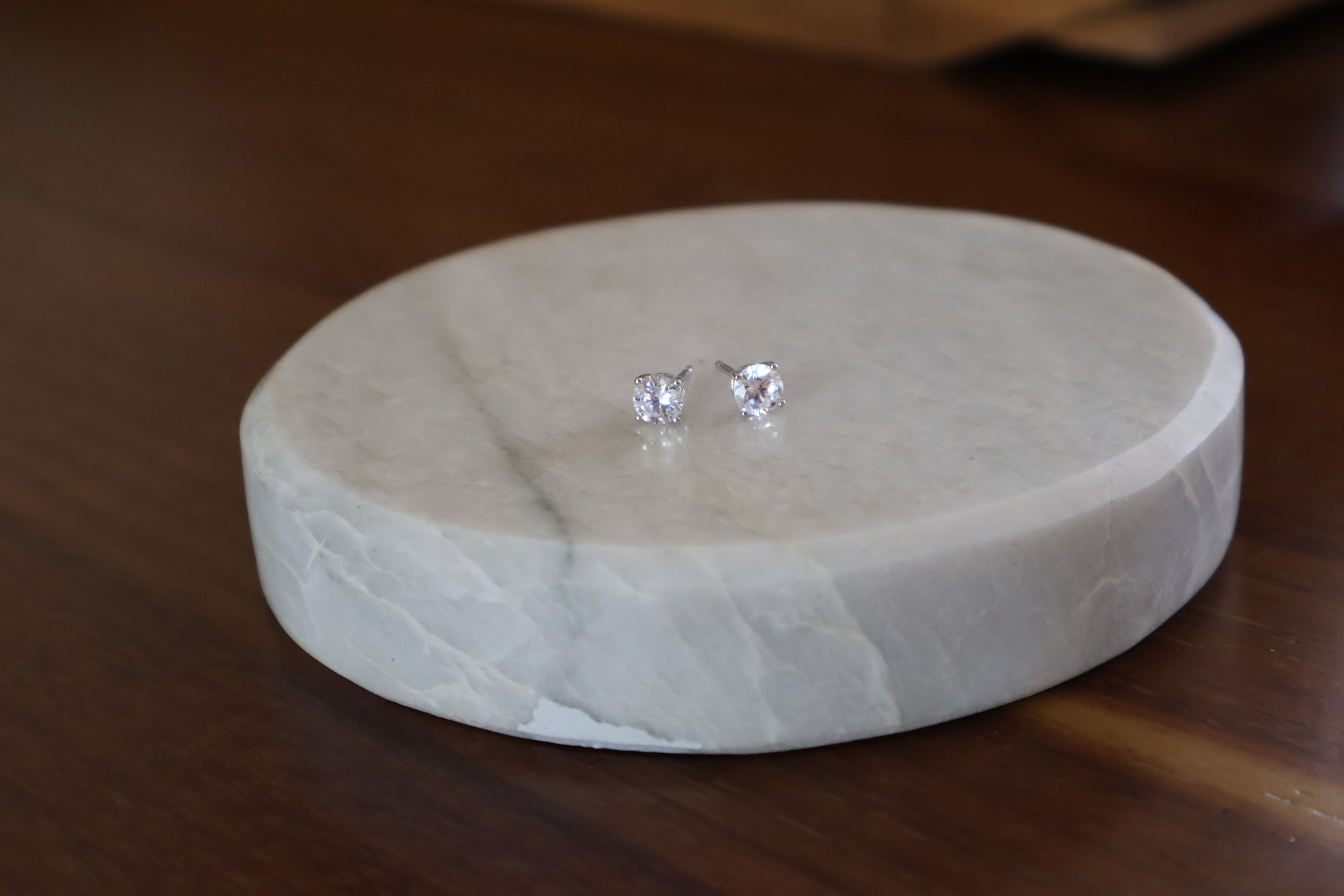 Small Solitaire Studs