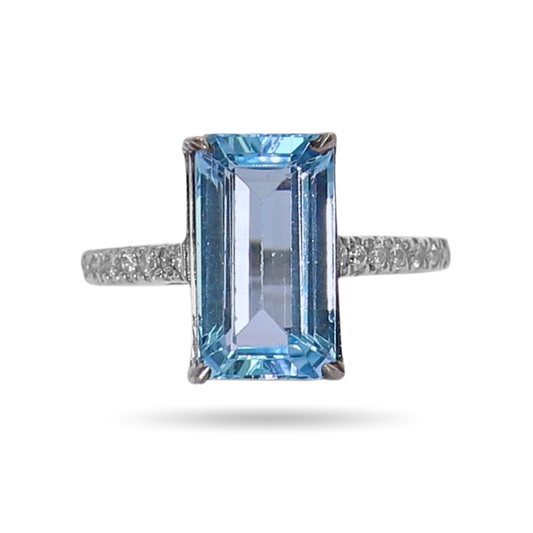 Aquamarine coctail ring