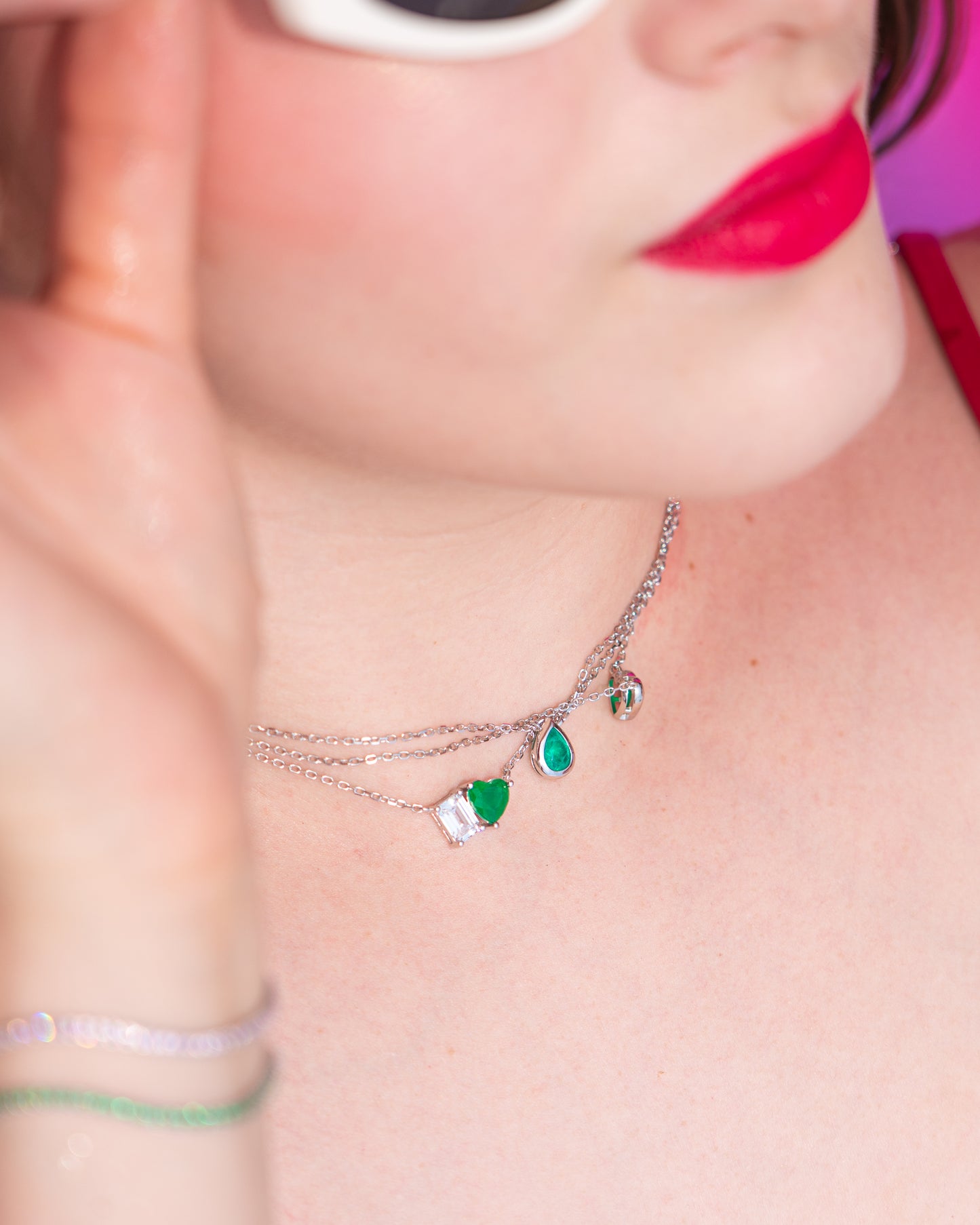 Green heart bezel necklace