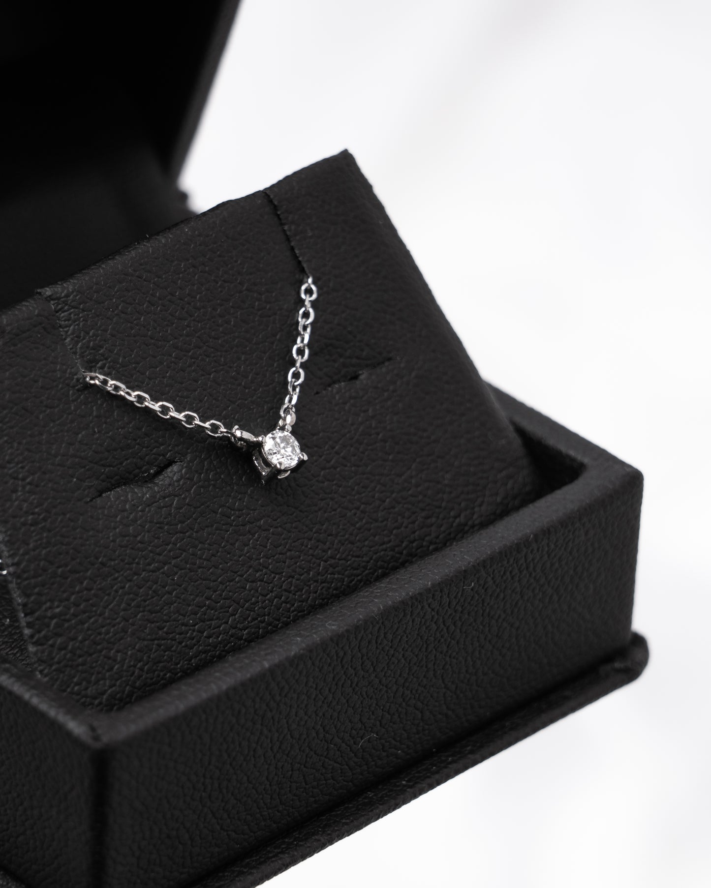 Diamond solitaire necklace