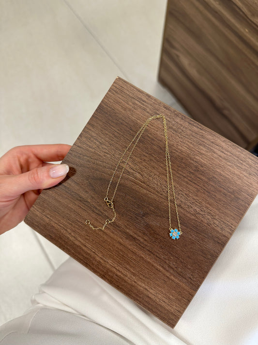 Turquoise flower necklace